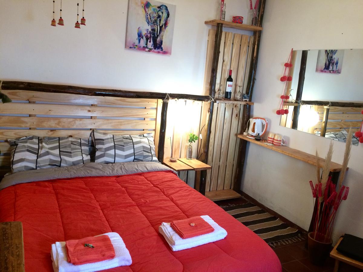 הומאהואקה La Puerta Verde Hostel & Bar מראה חיצוני תמונה