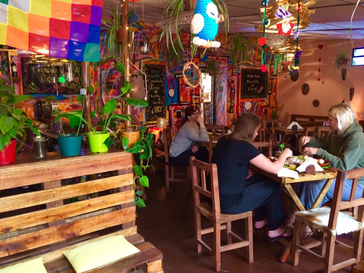 הומאהואקה La Puerta Verde Hostel & Bar מראה חיצוני תמונה